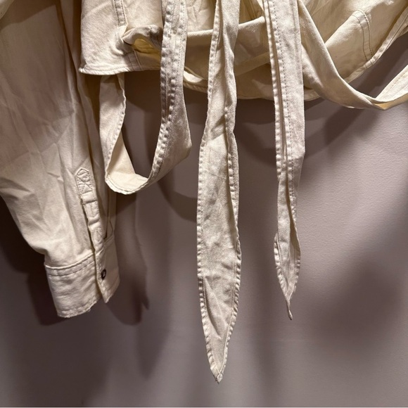 We The Free 2 Way Long Sleeve Wrap Around Ivory Denim Cropped Top Front Pocket - Picture 8 of 16